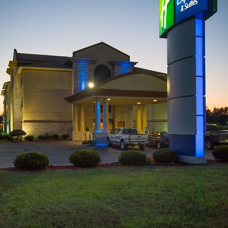 Holiday Inn Express Hotel & Suites Wauseon By Ihg Exterior foto