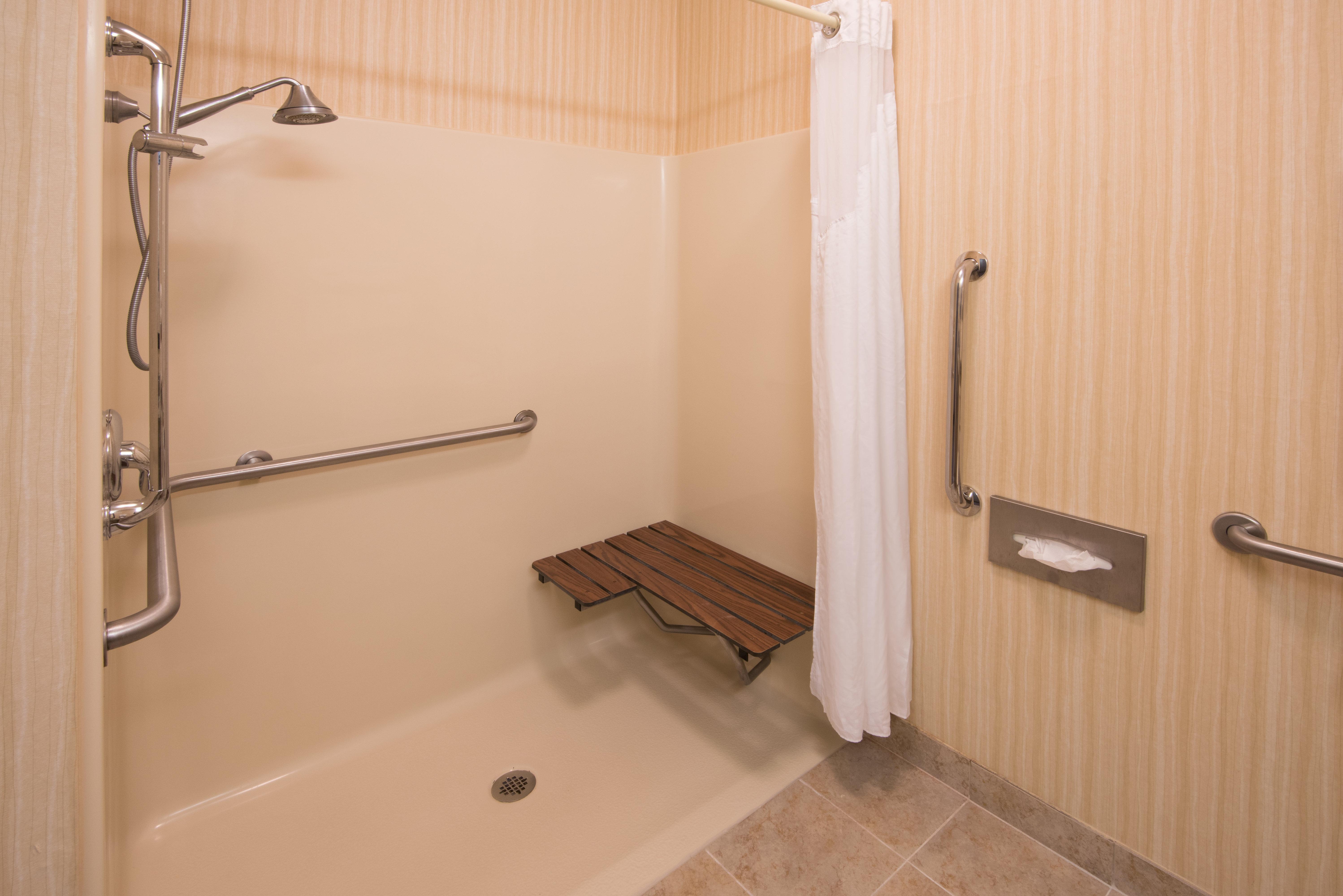Holiday Inn Express Hotel & Suites Wauseon By Ihg Exterior foto