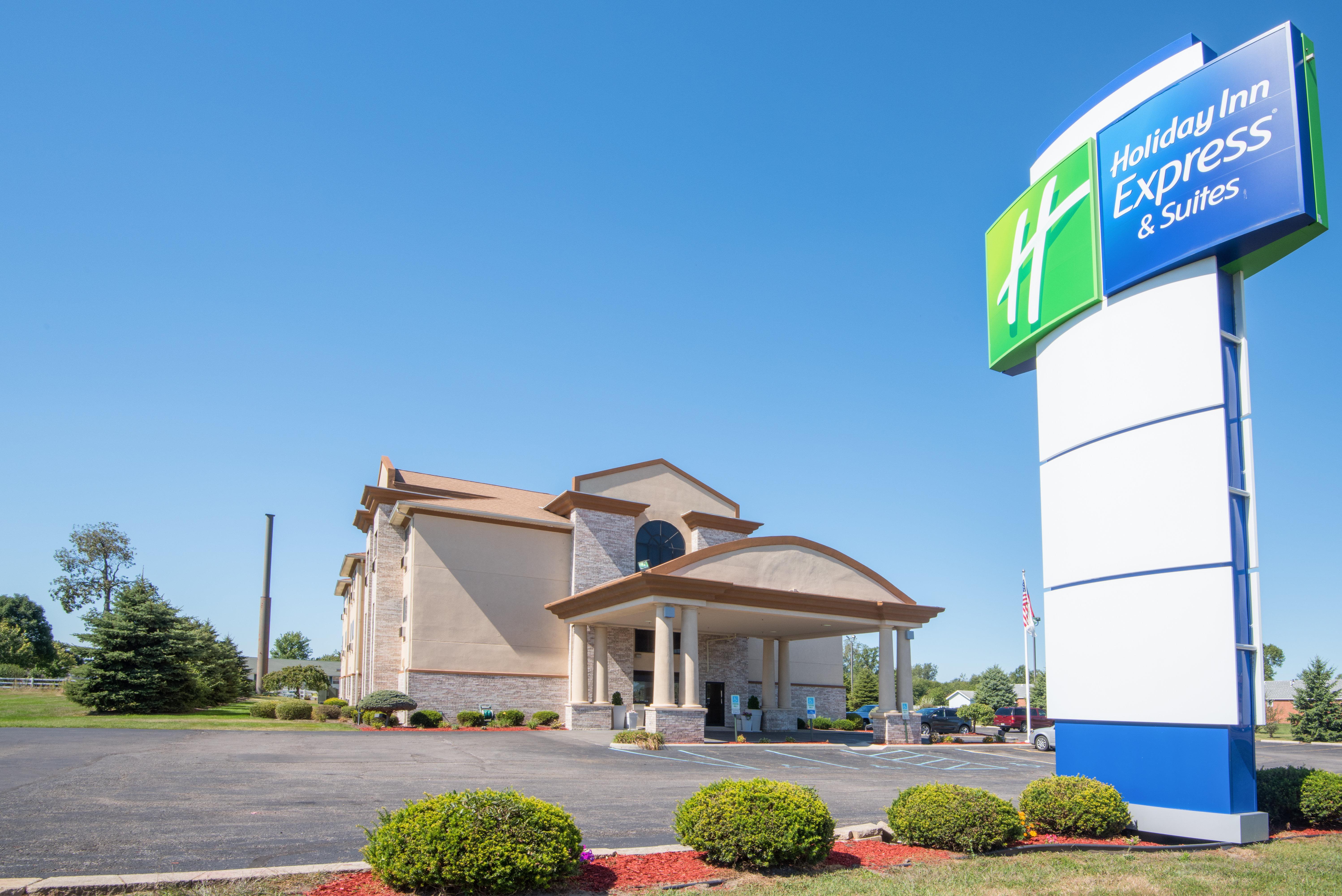 Holiday Inn Express Hotel & Suites Wauseon By Ihg Exterior foto